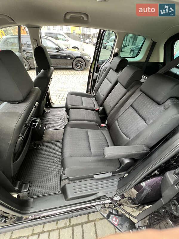 Минивэн Mazda 5 2010 в Ивано-Франковске