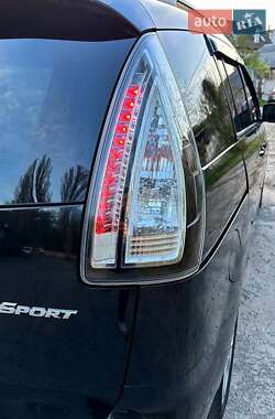 Мінівен Mazda 5 2008 в 