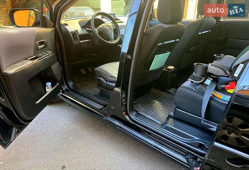 Мінівен Mazda 5 2006 в Одесі фото 6 Мінівен Mazda 5 2006 в Одесі
