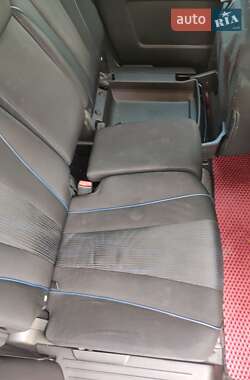 Мінівен Mazda 5 2011 в 