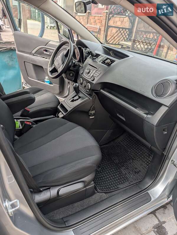 Минивэн Mazda 5 2013 в Ровно