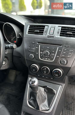 Минивэн Mazda 5 2013 в 