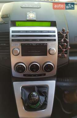 Минивэн Mazda 5 2007 в 