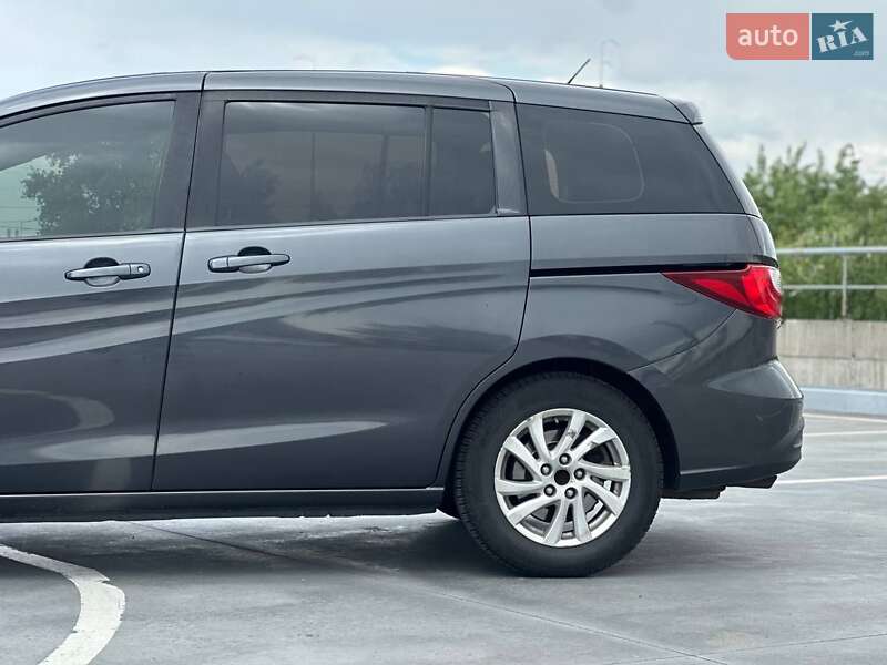Мінівен Mazda 5 2013 в Києві