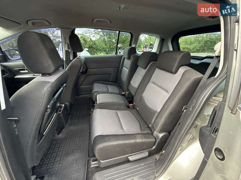 Минивэн Mazda 5 2006 в Кривом Роге