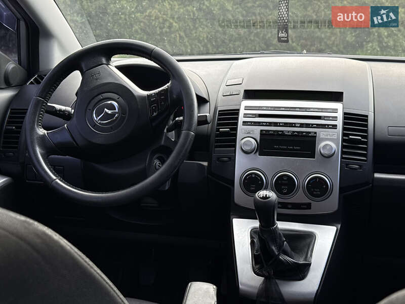 Минивэн Mazda 5 2006 в Кривом Роге