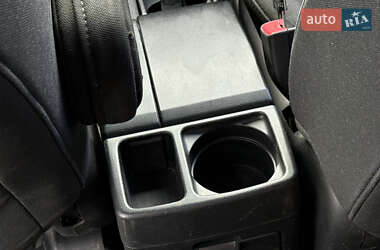 Минивэн Mazda 5 2006 в 