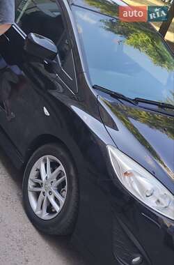 Минивэн Mazda 5 2011 в Солоницевке