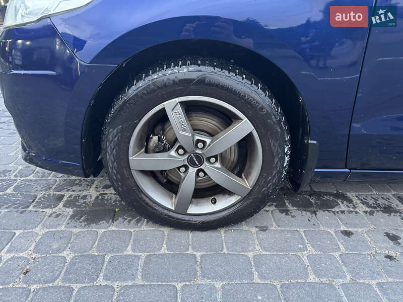 Минивэн Mazda 5 2010 в Трускавце