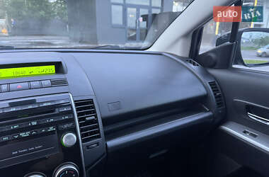 Минивэн Mazda 5 2010 в 