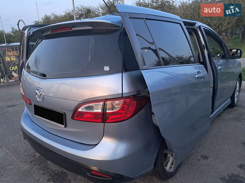 Минивэн Mazda 5 2011 в Киеве