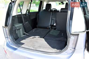 Минивэн Mazda 5 2010 в 