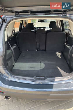 Минивэн Mazda 5 2012 в 