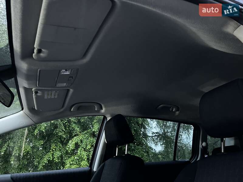 Минивэн Mazda 5 2009 в Звягеле