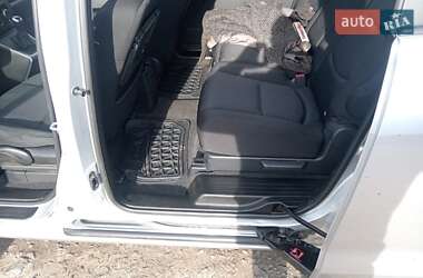 Минивэн Mazda 5 2010 в 