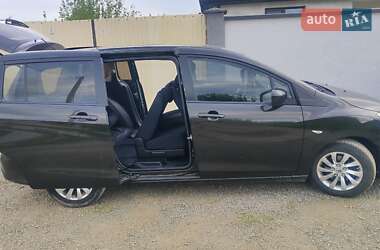 Мінівен Mazda 5 2012 в Ужгороді
