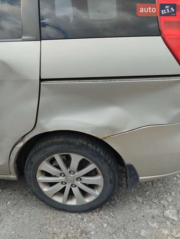 Минивэн Mazda 5 2006 в Днепре