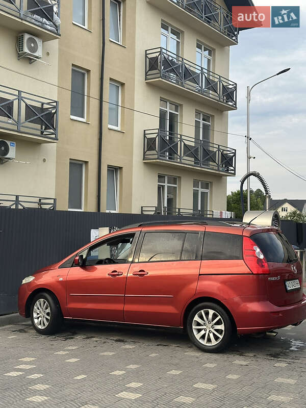 Мінівен Mazda 5 2005 в Ужгороді