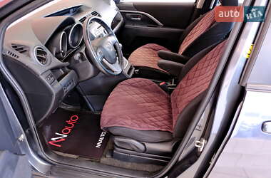 Минивэн Mazda 5 2012 в 