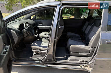 Минивэн Mazda 5 2006 в 