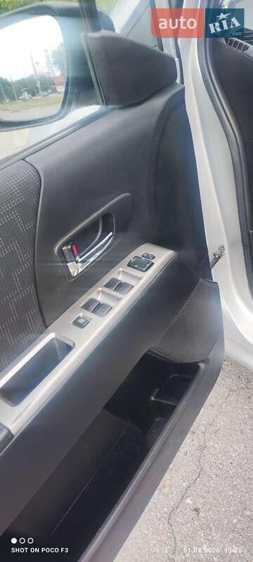 Минивэн Mazda 5 2008 в Харькове