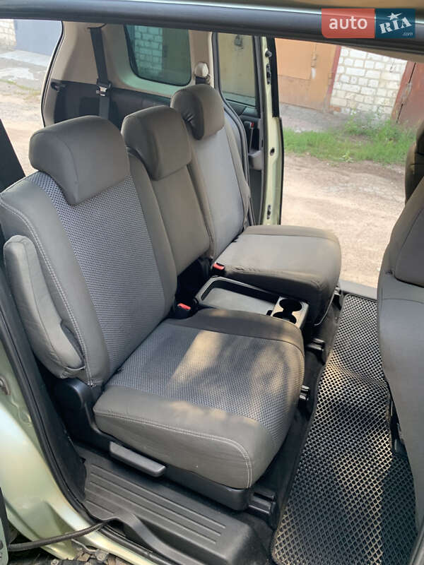 Мінівен Mazda 5 2008 в Житомирі