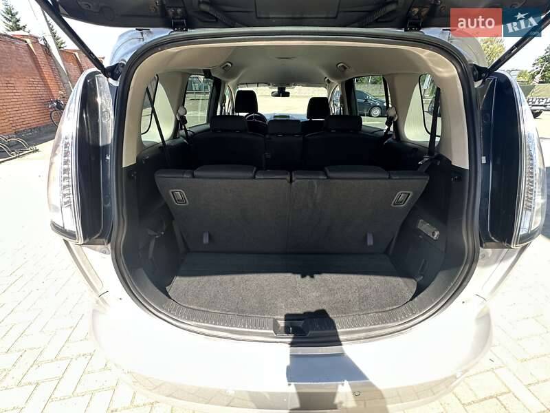 Мінівен Mazda 5 2010 в Стрию фото 18 Мінівен Mazda 5 2010 в Стрию