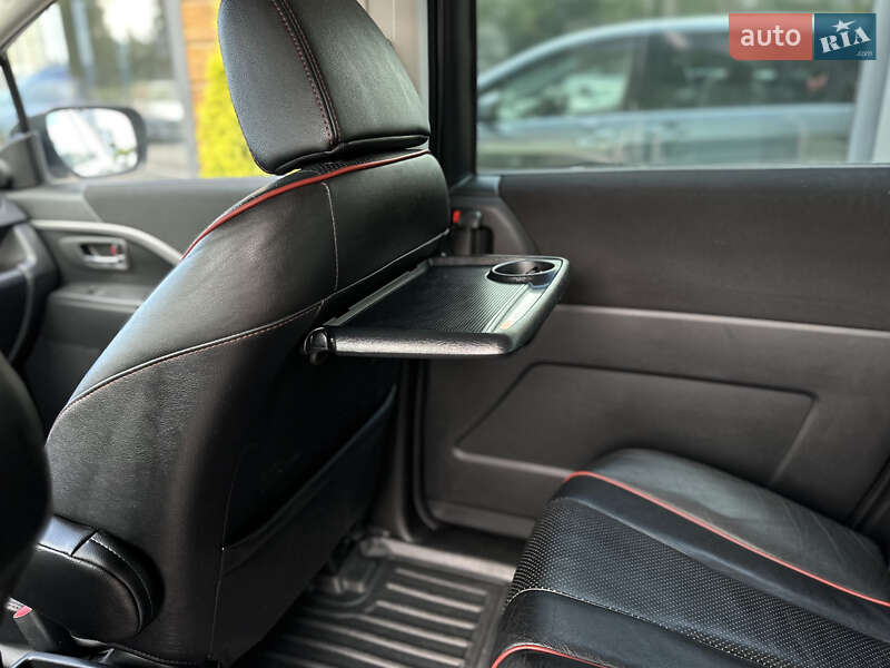 Минивэн Mazda 5 2010 в Шептицькому