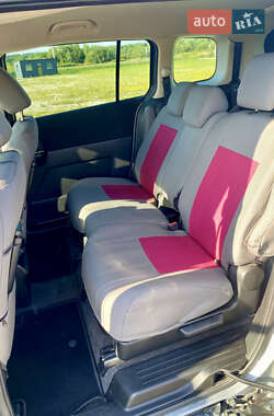 Минивэн Mazda 5 2011 в 