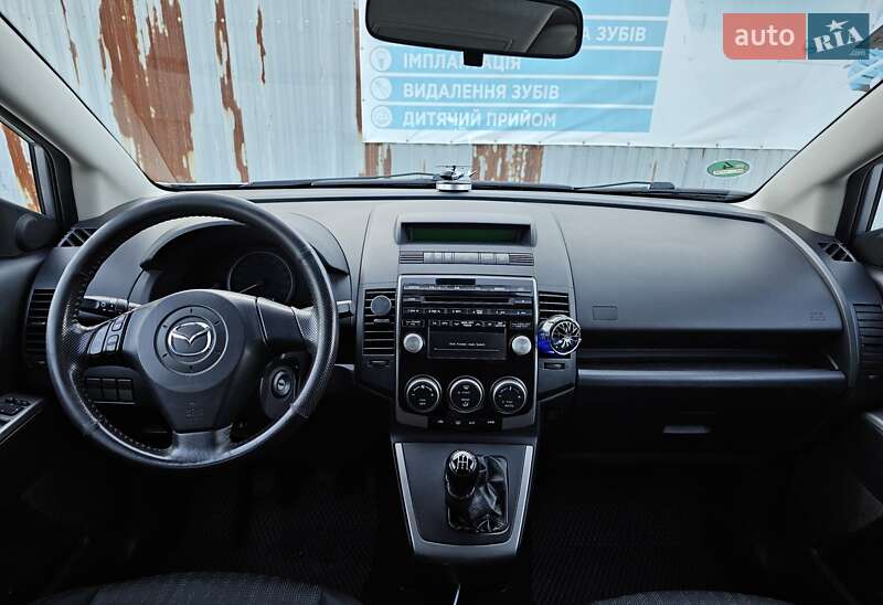 Минивэн Mazda 5 2009 в Черновцах