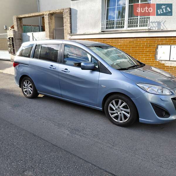 Mazda 5 2011