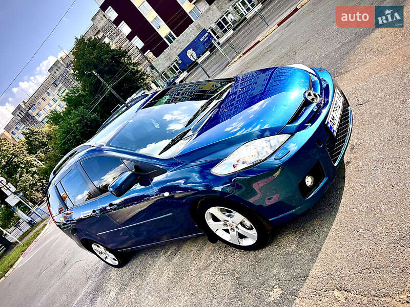Минивэн Mazda 5 2005 в 