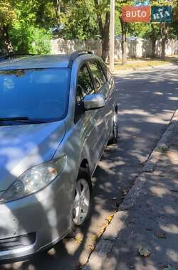 Минивэн Mazda 5 2006 в 