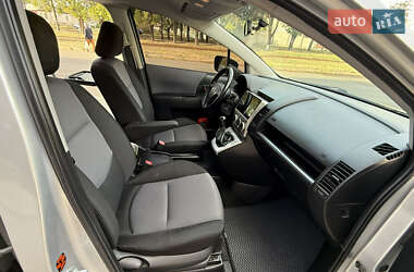 Минивэн Mazda 5 2005 в 