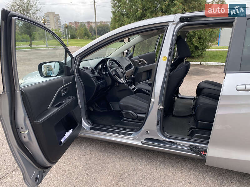 Мінівен Mazda 5 2011 в Рівному
