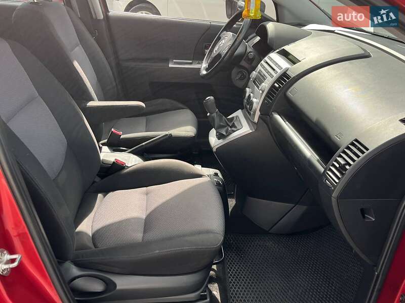 Минивэн Mazda 5 2006 в Львове