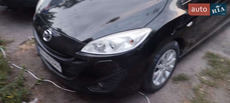 Мінівен Mazda 5 2011 в Києві