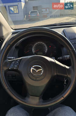 Минивэн Mazda 5 2007 в 