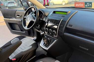 Минивэн Mazda 5 2009 в 