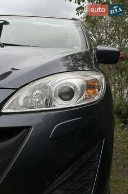 Минивэн Mazda 5 2011 в Киеве