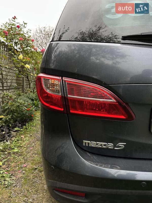 Минивэн Mazda 5 2011 в Киеве