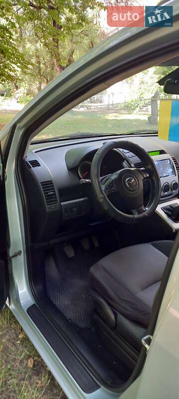 Мінівен Mazda 5 2006 в П'ятихатках фото 7 Мінівен Mazda 5 2006 в П'ятихатках