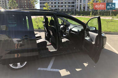 Минивэн Mazda 5 2007 в 