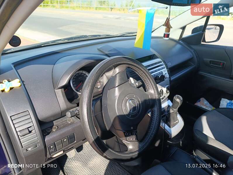 Минивэн Mazda 5 2006 в Виннице