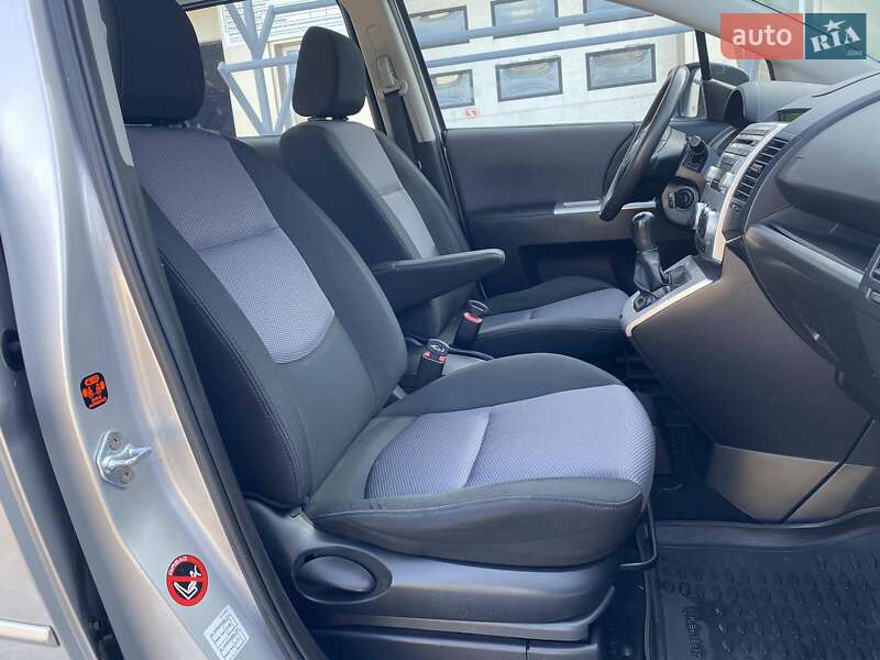 Минивэн Mazda 5 2006 в Николаеве