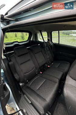 Минивэн Mazda 5 2008 в 