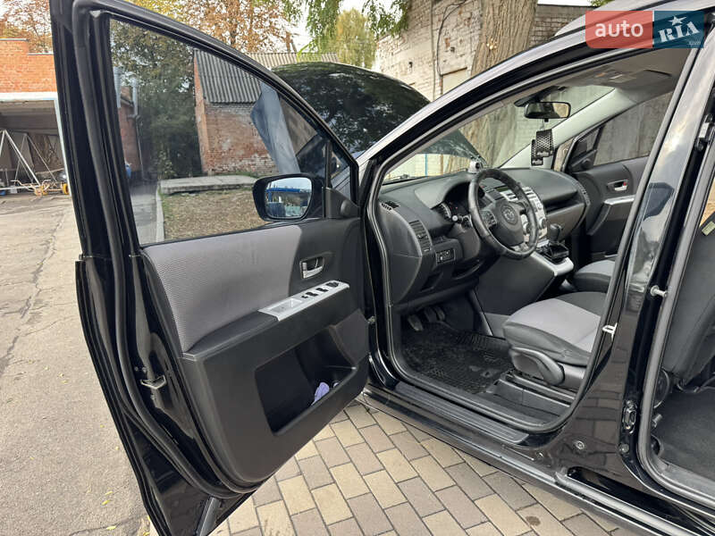 Минивэн Mazda 5 2007 в Лубнах