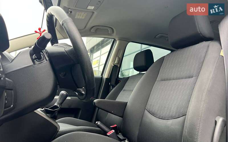 Минивэн Mazda 5 2010 в Ивано-Франковске фото 10 Минивэн Mazda 5 2010 в Ивано-Франковске