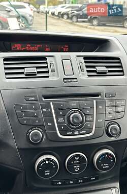 Минивэн Mazda 5 2011 в 