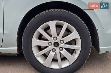 Минивэн Mazda 5 2005 в 